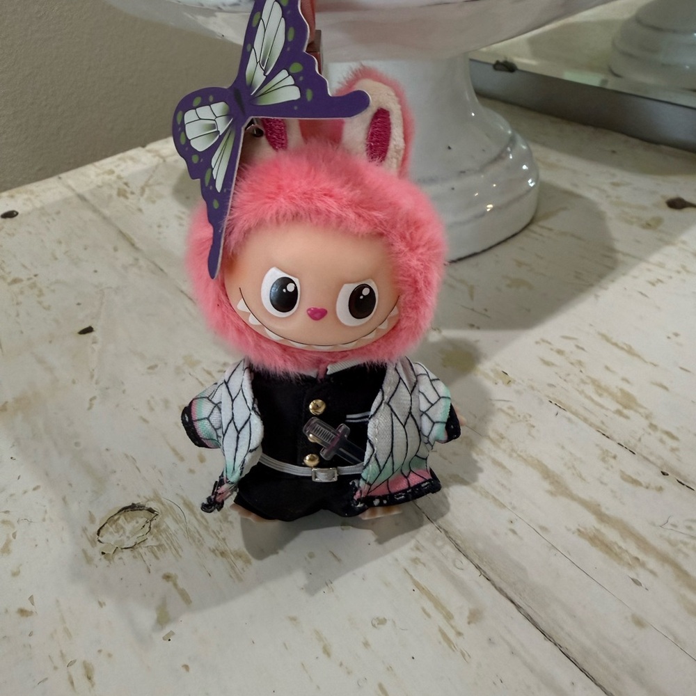 Labubu Shinobu Demon Slayer Outfit v4 pin for love size